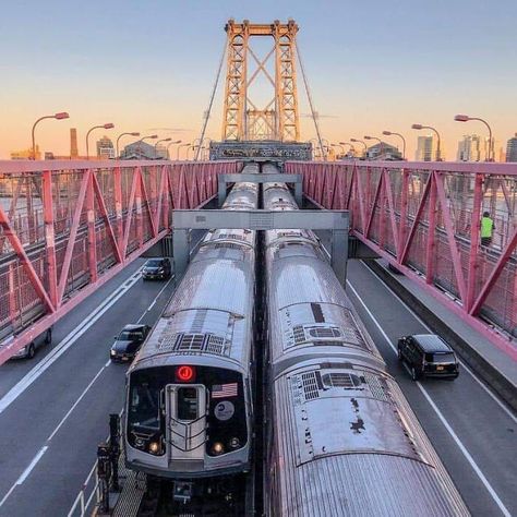 Williamsburg Bridge Nyc, Subway Architecture, Metro Nyc, Mta Subway, Ny Subway, Williamsburg Bridge, Central Hong Kong, Metro Subway, Metro System