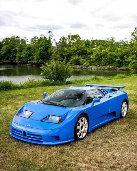 BUGATTI EB110 SS ✨⚡   📸: @knutemotorsport #iconiccars #cars #car Buggati Eb110, Old Bugatti, Bugatti Eb110, Hyper Cars, Iconic Cars, Bugatti Chiron, Jdm Cars, Bmw E36, Fast Cars