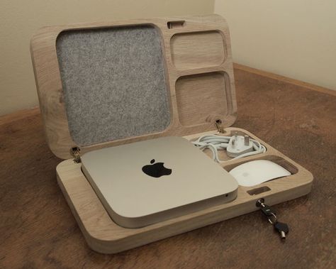 Make a case for your mac mini. Apple Desktop, Back To University, Router Projects, Mac Desktop, Iphone Price, Router Woodworking, Cnc Projects, Apple Cases, Mac Mini