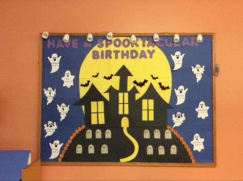 Halloween Birthday Bulletin Boards, Halloween Birthday Board, October Birthday Board, Documentation Ideas, Toddler Bulletin Boards, Halloween Art Lessons, Halloween Classroom Decorations, Work Bulletin Boards, Birthday Boards