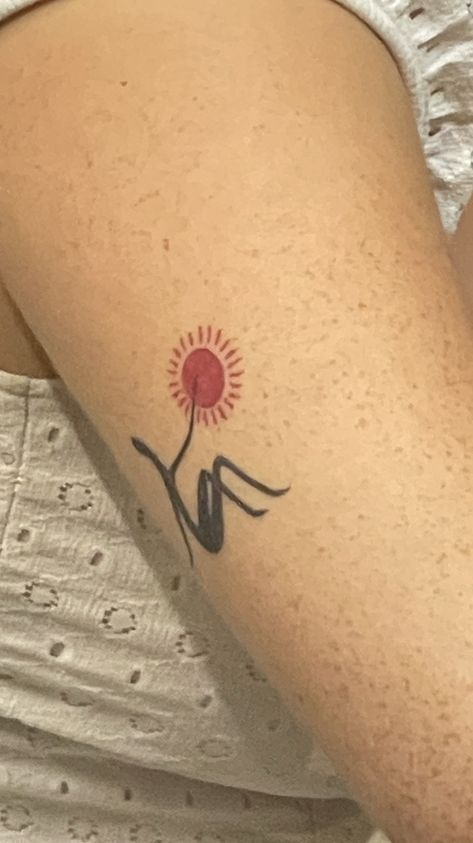 Sun Arm Band Tattoo, Tattoos Band, Arm Cuff Tattoo, Cuff Tattoo, Cute Tats, Arm Band Tattoo, Band Tattoo, Arm Tattoos, Arm Cuff