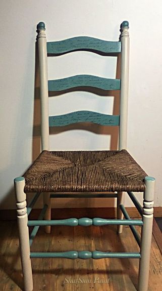 I had a client with a family heirloom that wanted nothing more than to have the chair seat, that went with the set I was painting, re-weaved.  This client knew I like a challenge so I told her I would research how to do it.  It seemed a lot like the macrame' I did back in the 70's so I told her I thought we could do it.  We did it!!! You can, too.  My client was overwhelmed and loved it!  Follow along to see how we did it!   When I first saw the weave on this, I thought it looked very… Upcycle Design, Woven Laundry Basket, Large Woven Basket, Boho Chair, Weaving Ideas, Ladder Back Chairs, Old Chair, Old Chairs, Art Chair