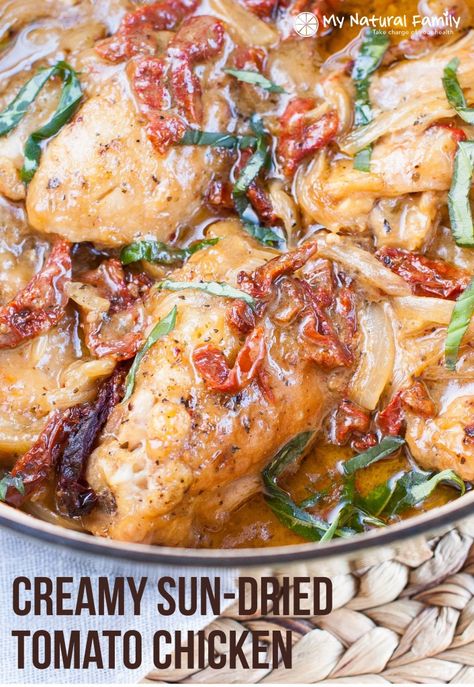 Clean Eating Creamy Sun-dried Tomato Chicken Recipe Tomato Chicken Recipe, Paleo Baked Chicken, Clean Eating Chicken Recipes, Eating Gluten Free, Tomato Chicken, Clean Eating Chicken, Paleo Chicken Recipes, Sundried Tomato, Chicken Thigh Recipes Baked