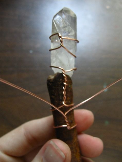 A Natural Witch- Grimoire of Life and Practice: How to Make a Wand How To Make Wands, Make A Wand, Wand Tutorial, Wiccan Wands, Wiccan Crafts, Witch Wand, Pagan Crafts, Witchy Crafts, Fairy Wands