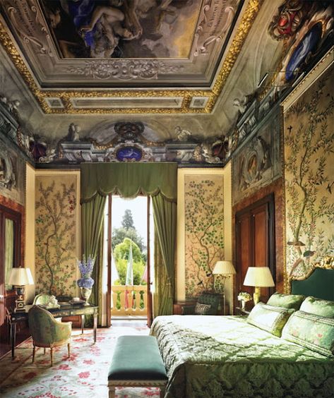 Presidential Suite Conventino [Four Seasons Firenze - Fllorence, Italia] Florence Hotels, Chateau Hotel, Four Seasons Hotel, The Ceiling, Hotel Discount, The Piano, Florence Italy, Beautiful Bedrooms, Design Case