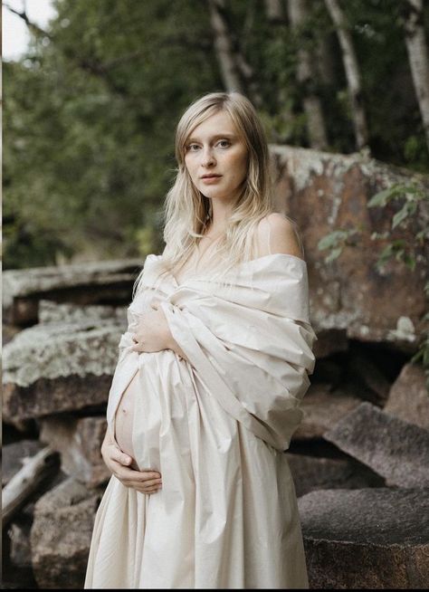 Kaley From Kansas, Maternity Shoot, Natalie Portman, Maternity Photos, Gorgeous Fabrics, Pregnancy Shoot, Pregnancy Photos, Vanity Fair, Kansas