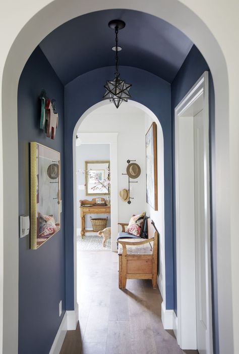 Creating a feature out of a hallway by barrel vaulting the ceiling and creating an archway at each end. Painting it deep blue and including a star-shaped pendant create a bit of theatricallity. Accent Archway, Curved Archway In Home, Carpet Tiles Bedroom, Beadboard Trim, Archways In Homes, Easy Living, White Rooms, Carpet Tiles, Cozy Bed