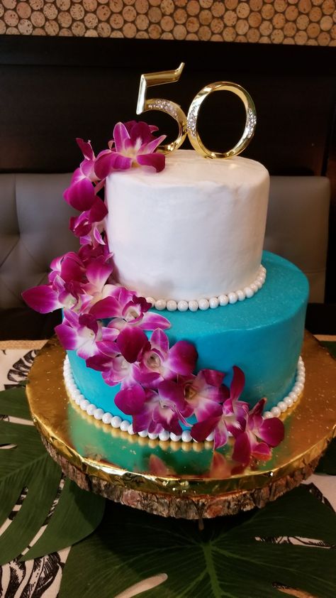 Mom and dad's 50th wedding anniversary luau/ Hawaiian cake. 80th Birthday Luau, Hawaiian Anniversary Party Ideas, Hawaiian Theme Anniversary Party, Luau Anniversary Party Ideas, Hawaii 50 Party 50th Birthday, Luau Anniversary Party, Wedding Luau, 60th Wedding Anniversary Decorations, Mom Dad Anniversary