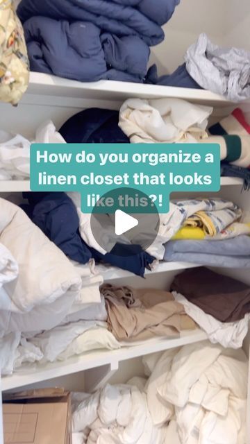 Home Organizing | Nashville, TN on Instagram: "How’s your linen closet looking?! If it’s a little crazy, that’s ok…it’s a very common spot for some chaos!! 🤣 ⠀ How do you fix that?! By using bins that help alleviate that mess. One of the biggest reasons linens can get messy is because people often store their towels + sheets in a stack, one on top of another. When someone reaches in to grab a certain towel or sheet, the whole stack falls over! ⠀ We love these sheet organizers from @spaceaid_official because you can store each set separately with the fitted sheet, flat sheet, + pillow cases all tucked together. Plus you can label the bin with the size! 👏🏻 ⠀ We also love these cube + lidded storage bins for towels, tablecloths, cloth napkins + more! ⠀ Comment LINENS for the link to shop! Blankets Organization Ideas, Sheets And Towels Storage, How To Organize Blankets And Sheets, Store Sheets Storage Solutions, Sheet And Towel Organization, Bath Towel Storage Ideas Linen Closets, How To Store Blankets In Closet, How To Store Extra Pillows, How To Organize Blankets In Closet