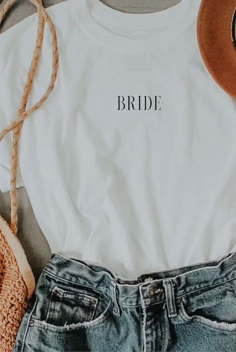 Bride And Babe Shirt, Bride To Be Outfit, Minimalist Bachelorette Party, Bach Party Shirts, Bachelorette Inspo, Bachelorette Party Weekend, Simple Bride, Babe Shirt, Minimalist Shirt