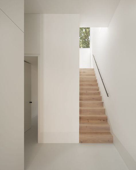 Brick Extension, External Staircase, Walled Courtyard, Window Reveal, Wooden Panelling, Brown Brick, Contemporary Light, Solid Brick, Edwardian House