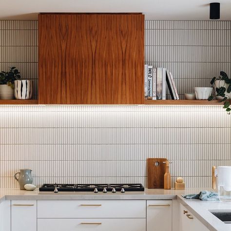 TeraNova on Instagram: “Nice project in New Zealand using our Twix Finger tiles great work by  @charlotteminty_interiordesign More details from Karori kitchen |…” Finger Tiles, Kitchen Splashback Tiles, Tiles Kitchen, Shower Columns, Kitchen Shower, Kitchen Splashback, Porcelain Mosaic Tile, White Cabinetry, Tiles Texture