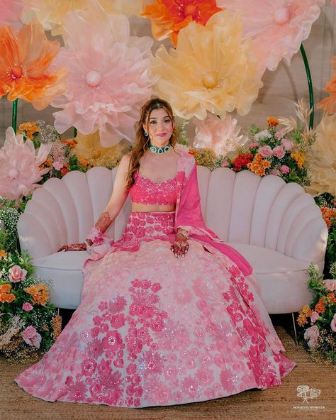 Gorgeous bride Srishti looks pretty in a pink lehenga for her sundowner mehendi 🩷 Swipe to see the beautiful Boho themed decor , ‘love story’ mehendi and closer look at the deets😍 Bride: @thecisterco Lehenga: @mishruofficial Mehendi Decor: @taraljadhav @doitup.today Evil eye cart: @rakhiwaleindia Mehendi Artist: @bridalmehndiqueen Photography @movieingmoments HMU @teamshradhaluthra #mehendi #pinklehenga #indianwedding #floral #mehendiceremony #wishnwed #mehndiceremony #mehandiceremony #me... Floral Pink Lehenga, Pink Lehenga Bridal Look, Makeup Looks Pink Dress, Pink Haldi Outfit For Bride, Mehendi Lehenga Brides, Haldi Mehendi Outfit For Bride, Mehndi Outfit Ideas For Bride, Pink Ethnic Outfits, Pink Haldi Outfit