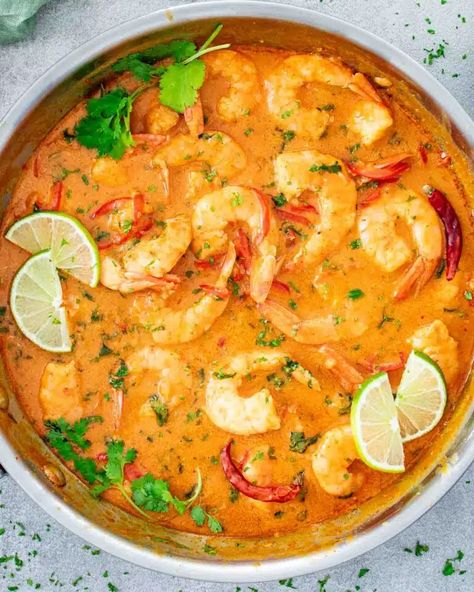 Whip up this delicious Thai Coconut Shrimp Curry in just 35 minutes! Perfect for a quick weeknight dinner with creamy coconut milk and fresh herbs. #ThaiCurry #QuickDinner #shrimpcurry Red Curry Shrimp Thai Coconut Milk, Thai Coconut Shrimp, Coconut Shrimp Curry, Shrimp Coconut Milk, Baked Coconut Shrimp, Coconut Curry Shrimp, Shrimp Curry, Canned Seafood, Cucumber Avocado Salad