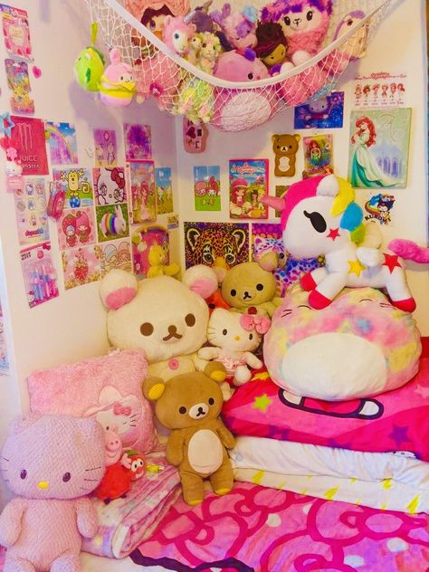 Kawaii Room With Loft Bed, Kawaii Cluttercore Bedroom, Bunk Bed Kawaii Room, Bedroom Cutecore, Kidcore Room, Emo Room, Magical Room, Kawaii Bedding For $40, Room Hacks