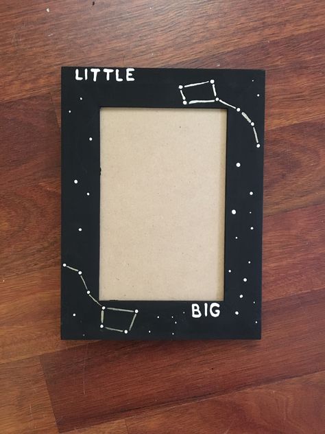 Big little sorority craft frame Sorority Crate Ideas, Big Little Crafts, Big Little Basket Ideas Sorority Crafts, Big Little Gift Ideas, Sorority Gifts Diy, Sorority Pin Box Ideas, Big Little Bed Decorating Sorority, Big Little Picture Frame, Sorority Bed Decoration Big Little