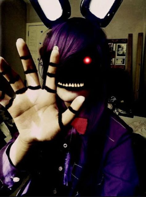 Withered Bonnie Cosplay, Fnaf Cosplay Ideas, Bonnie Cosplay, Cosplay Fnaf, Withered Bonnie, Fnaf Cosplay, Funtime Foxy, Freddy Fazbear, Cosplay Makeup