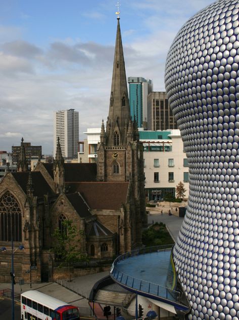 Birmingham Bull Ring, Selfridges Birmingham, Birmingham Pubs, City Of Birmingham, Travel International, Birmingham City Centre, Bull Ring, University Of Birmingham, Uk City