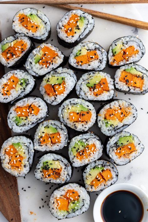 Sweet Potato Roll Sushi - Food with Feeling Sweet Potato Sushi Roll, Sweet Potato Roll, Sweet Potato Sushi, Vegetarian Sushi Recipes, Vegetarian Sushi Rolls, Good Sweet Potato Recipe, Sushi Fillings, Vegan Sushi Rolls, Sweet Potato Rolls