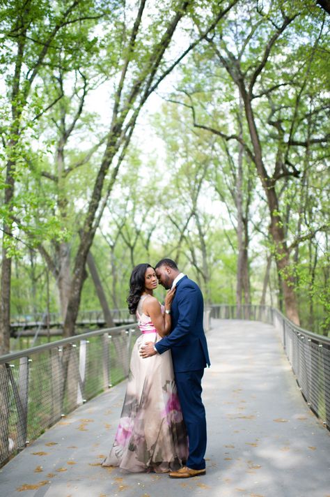 Garden Engagement Pictures, Poses Fun, Atlanta Engagement Photos, Destination Engagement Photos, Anniversary Shoot, Atlanta Botanical Garden, Garden Engagement, Pose Inspiration, Engagement Photo Ideas