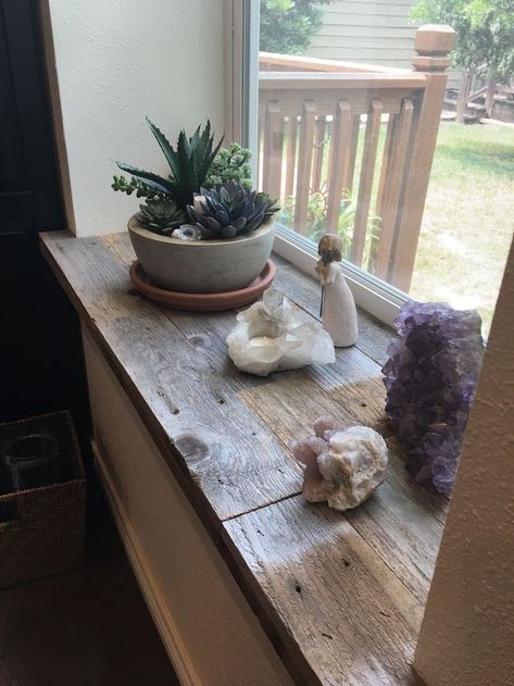 Wooden Window Sill, Wood Window Sill, Old Fence Wood, Old Fence Boards, Rose Plant Care, Fence Wood, Little Cabin In The Woods, Window Shelves, Fence Boards