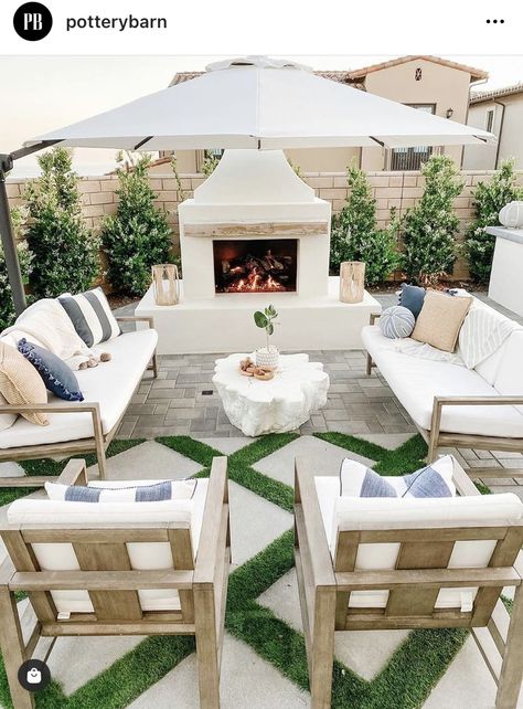 Summer Staycation, Outdoor Fireplace Designs, Outdoor Fireplace Patio, Backyard Fireplace, Backyard Renovations, Backyard Remodel, Diy Outdoor Decor, Backyard Inspiration, Country Landscaping