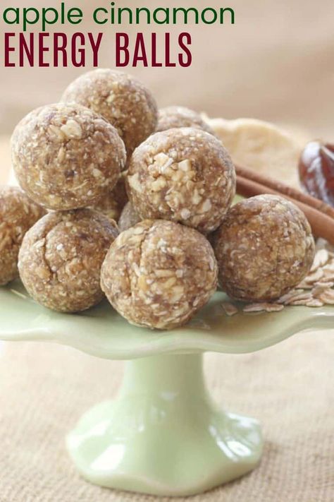 Recipes With Dried Apples, Apple Sauce Protein Balls, Nut Free Snacks, Kale Chip Recipes, Cinnamon Caramel, No Bake Granola Bars, Protein Balls Recipes, Energy Ball Recipe, Energy Balls