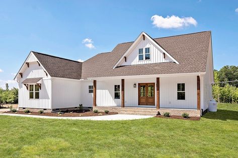 AD House Plans (@adhouseplans) posted on Instagram: “Let's take a look around! 😍 Our friends and client @Baylaurconstruction completed their STUNNING version of our Exclusive Modern Farmhouse…” • Jul 15, 2020 at 3:36am UTC Small Farmhouses With Porches, Farmhouse With Carport Floor Plans, House Plans With Carport On Side, House Plans With Carport In Back, Open Carport Attached To House, House With Carport On Side, Farmhouse With Carport, House Plans With Carport, Small French Country House Plans