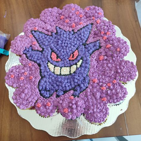 Gengar Cupcake, Gengar Cake, Pokémon Cakes, Pokémon Party, Pokemon Cake, Girls Birthday Party Themes, Pokemon Birthday Party, Bday Party Theme, Pokemon Party