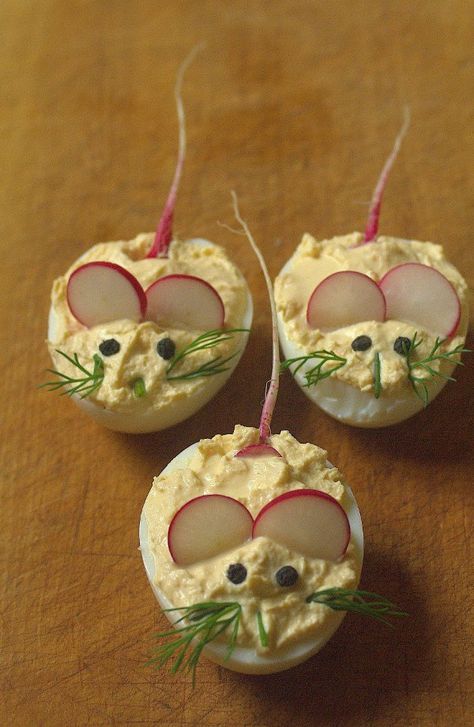 Fest Mad, Kreative Snacks, Decorações Com Comidas, Food Art For Kids, Amazing Food Decoration, Creative Food Art, Party Food Platters, Easy Food Art, Lake Food