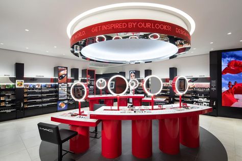 MAC Cosmetics New Concept Store Is The Next Step In Virtual Retail Makeup Kiosk Design, Store Cosmetics Design, Cosmetic Pop Up Store Design, Cosmetic Pop Up Store, Cosmetic Kiosk Design Mall, Futuristic Store Interior, Mac Store, Makeup Counter, Innovation Lab