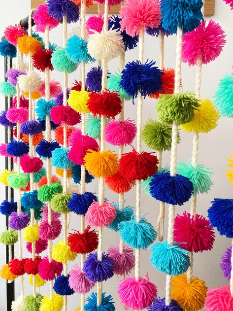 Pom Pom Garland Mexico Pompoms Different Colors Colorful - Etsy Colorful Pom Pom Garland, South American Decorations, Peruvian Party Decorations, Pom Pom Backdrop, Peruvian Party, Peruvian Decor, Mexican Tablecloth, Fiesta Decor, Rainbow Garland