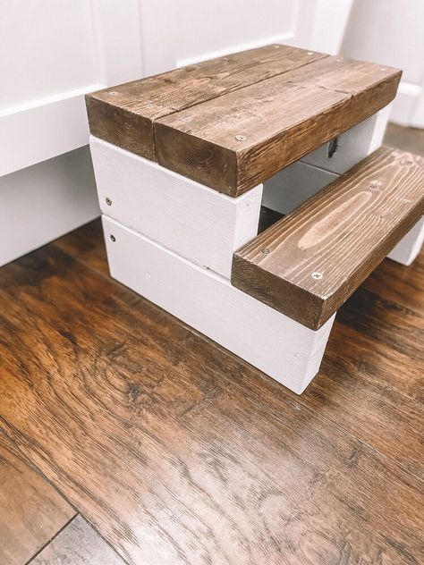 We had just recently remodeled our children's bathroom and we had a plastic step stool that just didn't match. Since we are turning our house into a "faux" farmhouse we have been making a ton of DIY wood projects. You can follow my Instagram with all the DIY's we have done @ourlitte_humblehome . So I decided to make a DIY step stool out of scrap 2x4 boards that we had in our barn.I am all for DIY projects and making things myself.   DIY Wooden Step Stool    What you will need to build… How To Make A Step Stool, Things To Make With 2x4 Scraps, How To Make A Stool Diy, Diy Wooden Steps, Farmhouse Step Stool, 2x4 Step Stool Diy, Scrap 2x4 Crafts, Crafts With 2x4 Scraps, Diy Wooden Stool