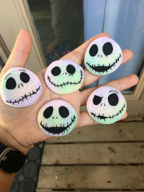 Rock Art Halloween, Skeleton Rock Painting, Fairy Rock Painting, Skeleton Painted Rocks, Disney Halloween Painted Rocks, Halloween Cat Rock Painting, Scary Rock Painting, Halloween Themed Painted Rocks, Fairy Garden Gifts