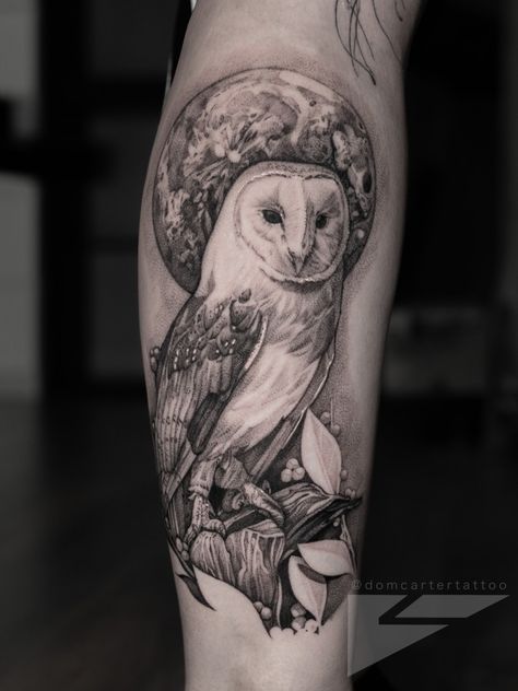 Barn Owl Tattoo, Owl Tattoo Sleeve, Celtic Dragon Tattoos, Lover Tattoo, Harry Tattoos, Cycling Benefits, Red Dragon Tattoo, Tattoo Design Tattoo, Tattoo Zeichnungen