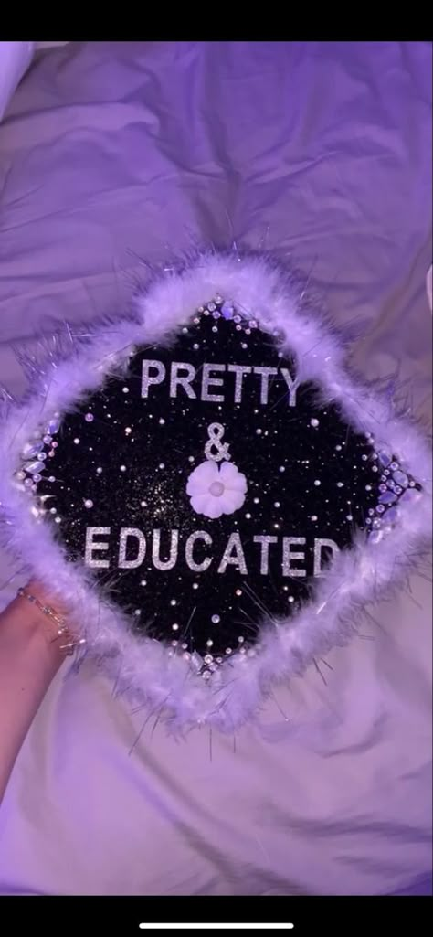 Caps And Gowns Decoration, Pretty And Educated Grad Cap, 2000s Graduation Cap, Fluffy Graduation Cap, Graduation Cap Ideas Middle School, Fur Graduation Cap, Black Graduation Cap Designs, Graduation Cap Black Women, Graduation Cap Designs Pretty