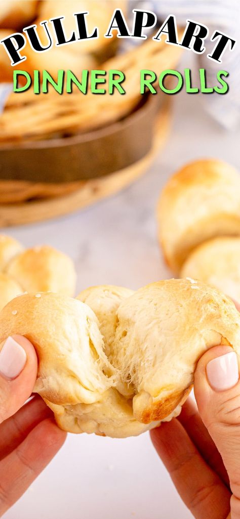 Warm, soft, no-knead homemade pull apart dinner rolls smeared with melted butter are the perfect side for all types of dinners. Pull Apart Buns, Pull Apart Dinner Rolls, Bread Inspiration, Dirt Pudding Recipes, Pull Apart Rolls Recipe, Pull Apart Rolls, Hot Rolls, Easy Bread Machine Recipes, Holiday Recipies