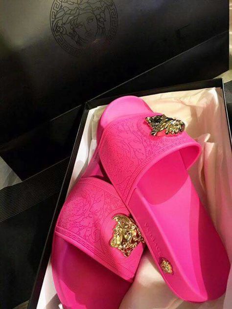 Versace #Fashionista #Shoeporn #Slides 👑👑😍😍 but in #Navy #Purple #Gold or #Maroon 😝😋 Pink Lv Slides, Pink Gucci Slides, Versace Slippers Women, Pink Versace Heels, Designer Gucci Slip-on Slides, Versace Slides, Versace Slippers, Pink Slides, Pretty Sneakers