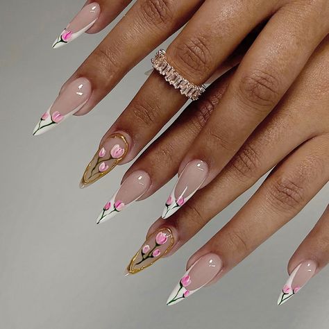 24Pcs Summer Almond Fake Nails with Sweet Pink Stained Roses Designs Mid-length Press on False Nails Cute French Tip Nails Acrylic Almond, Long Almond Summer Nails, Long Almond Nails Summer, Long Almond Nails French Tip, Almond Nails French Tip Design, Almond French Tip Nails With Design, Almond Summer Nail Ideas, French Flower Nails, Floral French Tip Nails