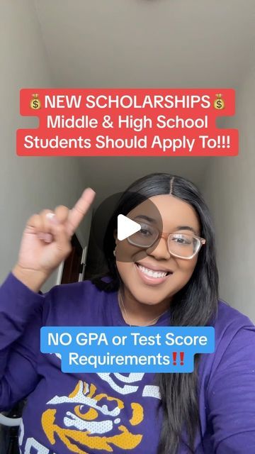 Scholarship Tips, High School Scholarships, School Scholarship, Senior Year Of High School, 11th Grade, Scholarship Essay, College Money, Middle Schoolers, College Admission