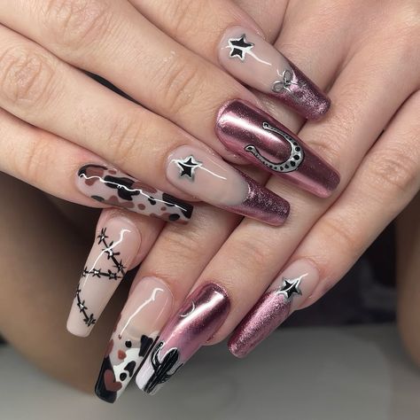 YEEHAW COWGIRLS!!! ⭐️🤠🏇🩷✨ Service: GelX + Nail Art #yegnails #780nails #587nails #nailsofinstagram #nailart #cutenails #hardgelnails #buildergelnails #nailinspo #nails #trendynails #tiktoknails #pinterestnails #gel #yegartist #explorepage #ignails #nailsalon #magicnailsystem #gelx #softgelextension #hardgelextension #silentappointmentyeg #gelxnails #gelx #apresgelx #cowgirl #country #cowgirlnails #cowgirlnailart Fall Western Nails Acrylic, Hunting Nail Ideas, Cute Cowgirl Nails, Space Cowgirl Nails, Truck Nails, Cowgirl Nails Designs, Motorcycle Nails, Nails Cowgirl, Punchy Nails Designs