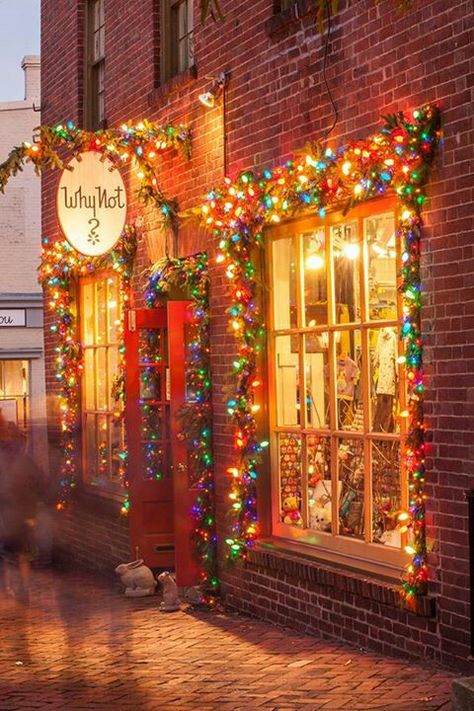 Old Town Alexandria, Va. Christmas Lighting, Christmas Town, Outdoor Christmas Lights, Christmas Scenes, Noel Christmas, Store Front, Pisco, Christmas Love, Christmas Images