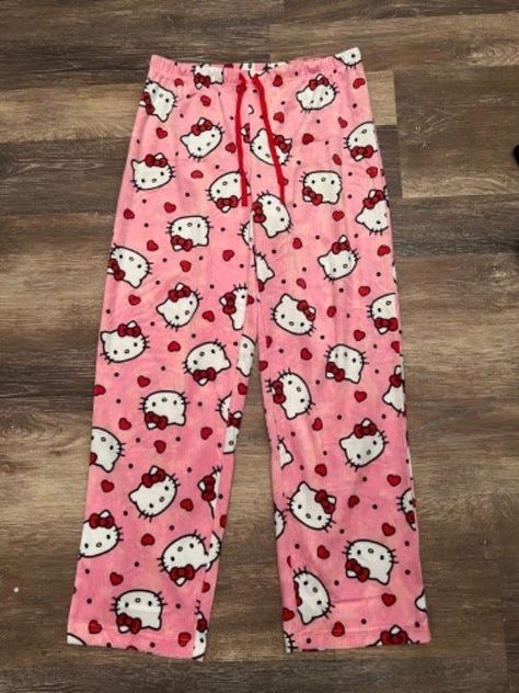 Hello Kitty Pajama Pants, Hello Kitty Valentines, Sanrio Clothes, Aesthetic Accessories, Kitty Clothes, Hello Kitty Clothes, Cute Pjs, Matching Pjs, Cute Pajama Sets