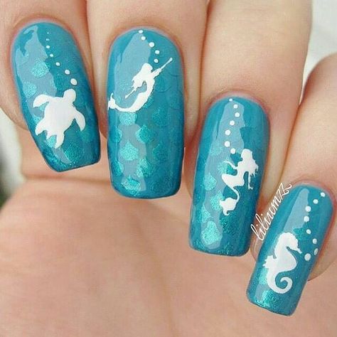 @liliumzz Love these Mermaid nails! #RoyalMermaid Mermaid Acrylic Nails, Bling Manicure, Turtle Nails, Color Manicure, Spring Manicure, Mermaid Nail Art, Holiday Manicure, Mermaid Nail, Cruise Nails