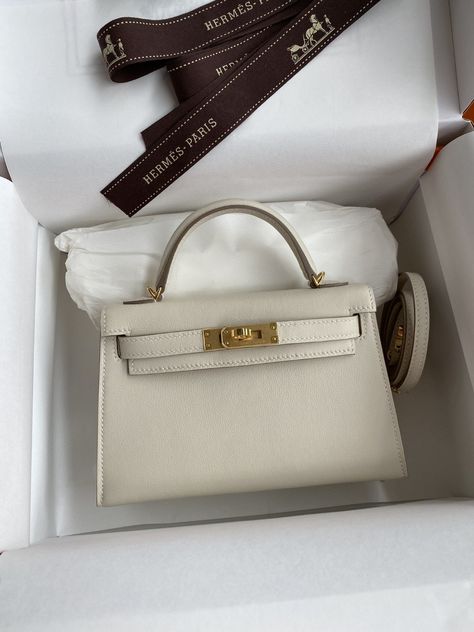 Office Handbags, Sling Bag Women, Tas Hermes, Luxury Pieces, Mini Kelly, Expensive Bag, Hermes Kelly Bag, Women's Bags By Shape, Women's Bags By Style