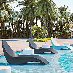 Pool Loungers In Water, Pool Chairs In Water, Fiberglass Furniture, Pool Relaxing, Outdoor Pool Furniture, Chaise Lounge Outdoor, Pool Lounge Chair, Pool Patio Furniture, Poolside Lounge Chairs