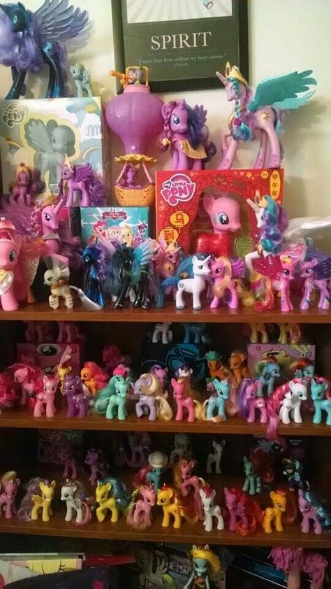 MLP collection...note the MIB large Derpy Hooves from SDCC! Mlp Collection Display, Mlp Bedroom, Mlp Room, My Little Pony Bedroom, Nom Noms Toys, Toy Nostalgia, Mlp Collection, Mlp Merch, My Little Pony Collection