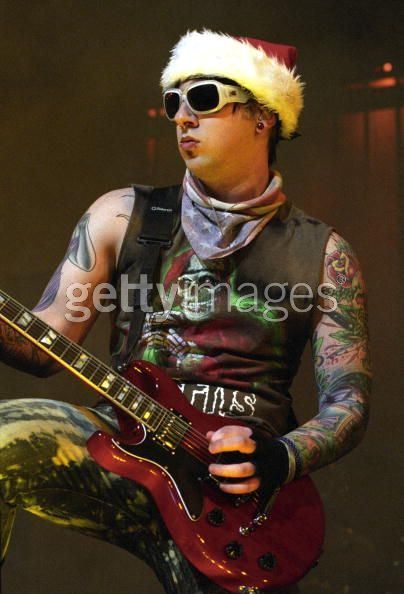 Avenged Sevenfold Zacky Vengeance Wallpaper, Zacky Vengeance, Synyster Gates, Avenged Sevenfold, Guitarist, Rock Bands, The Conversation, Musician, Log In