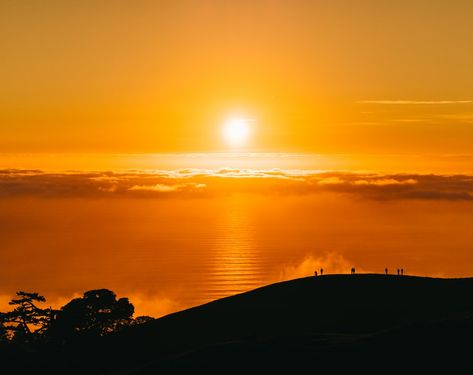 Golden Hour Landscape, Sunrise Images, Mount Tamalpais, Mountain Silhouette, Golden Hour Photography, Wedding Gold, High Resolution Wallpapers, Ocean Wallpaper, Beautiful Sunrise