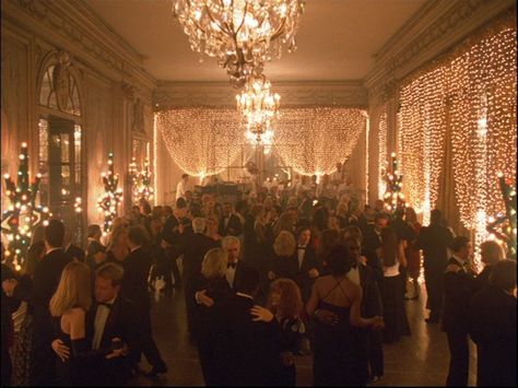 Eyes Wide Shut Eyes Wide Shut, Film Grab, Clockwork Orange, Party Scene, Stanley Kubrick, Fancy Party, Masquerade Ball, Tom Cruise, Film Stills